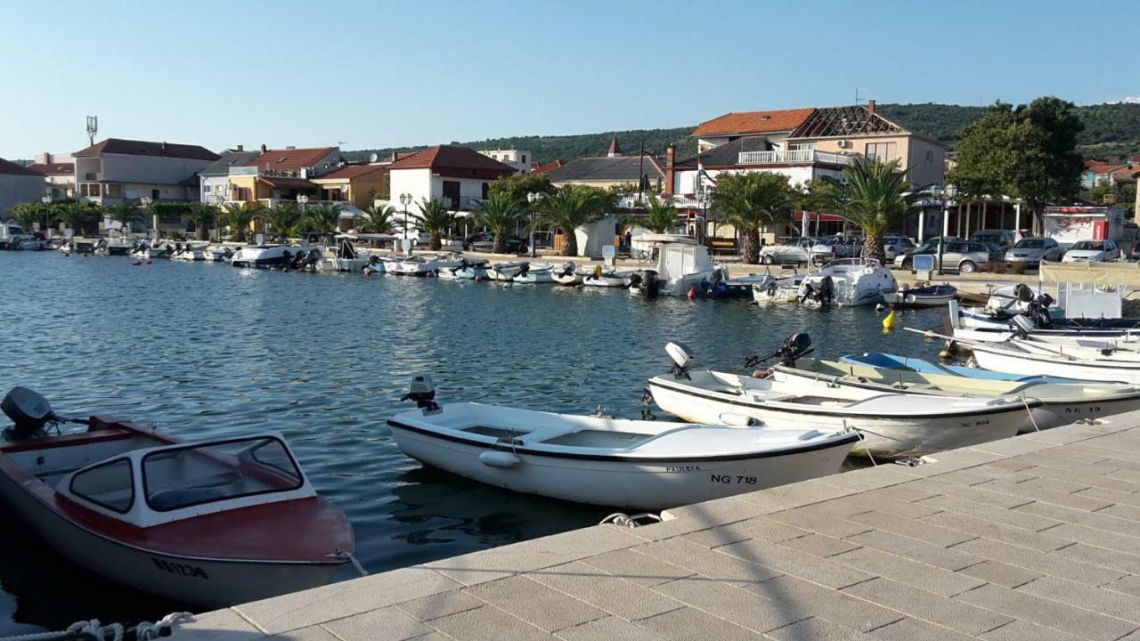 Luxury Apartment By The Sea With Private Whirlpool And Terrace 50M2 Posedarje Exterior photo